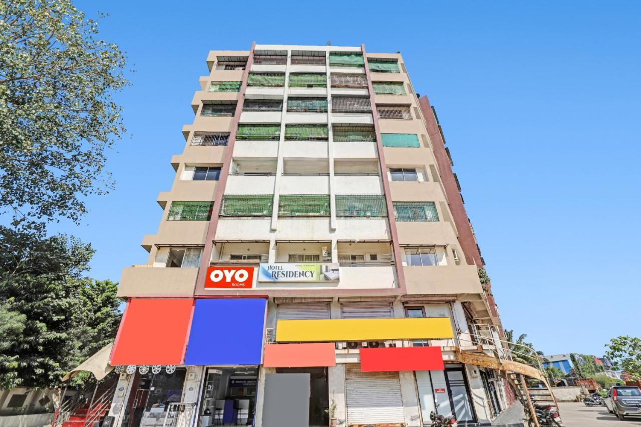 Oyo Flagship Hotel Residency Silvassa Exteriér fotografie