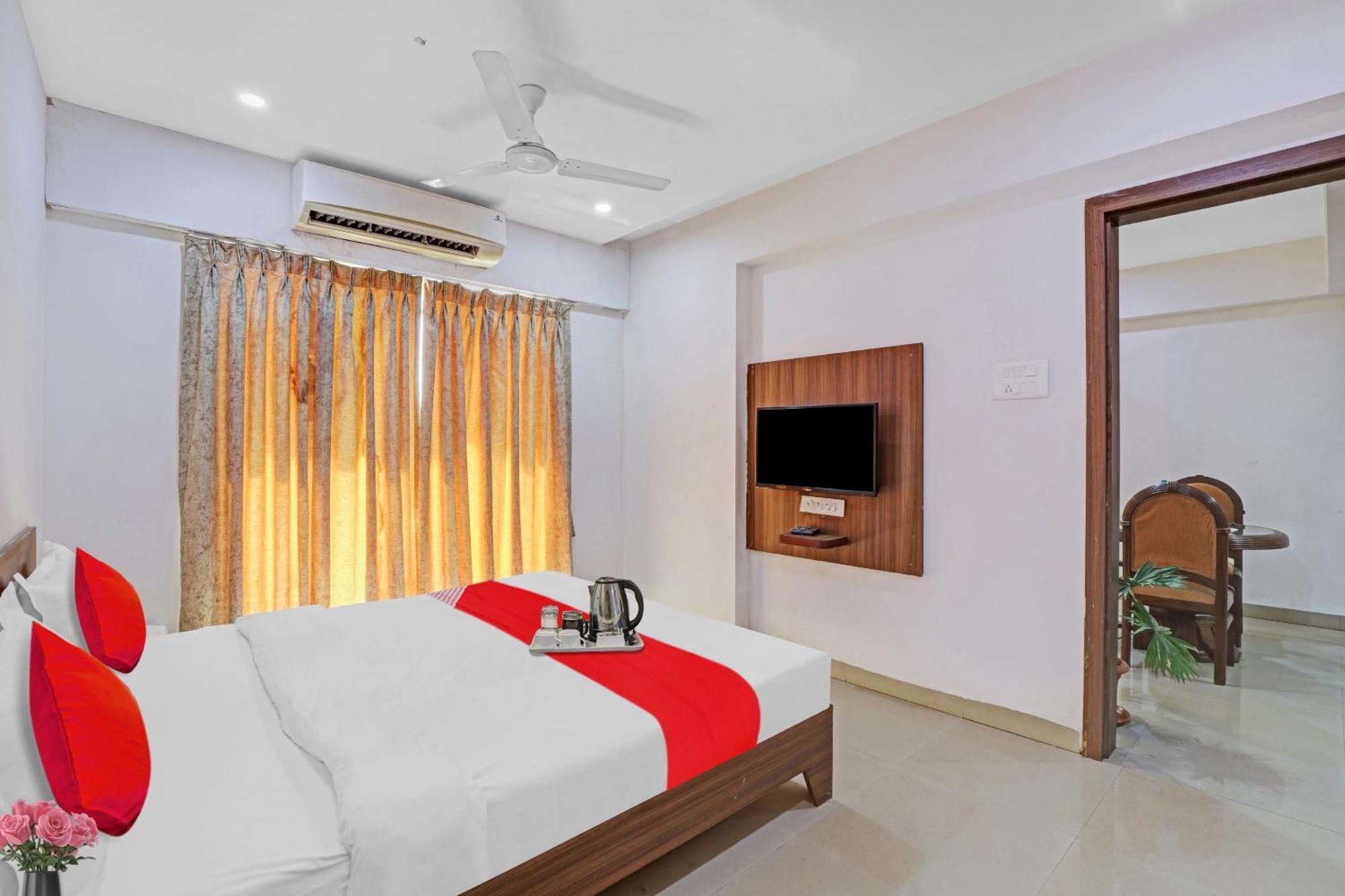 Oyo Flagship Hotel Residency Silvassa Exteriér fotografie