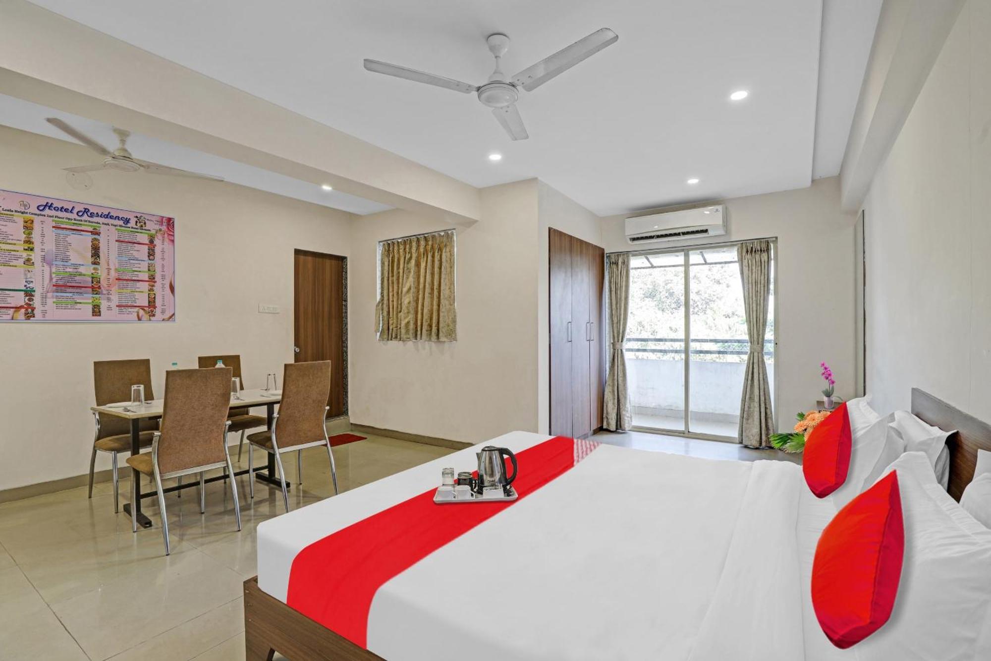 Oyo Flagship Hotel Residency Silvassa Exteriér fotografie