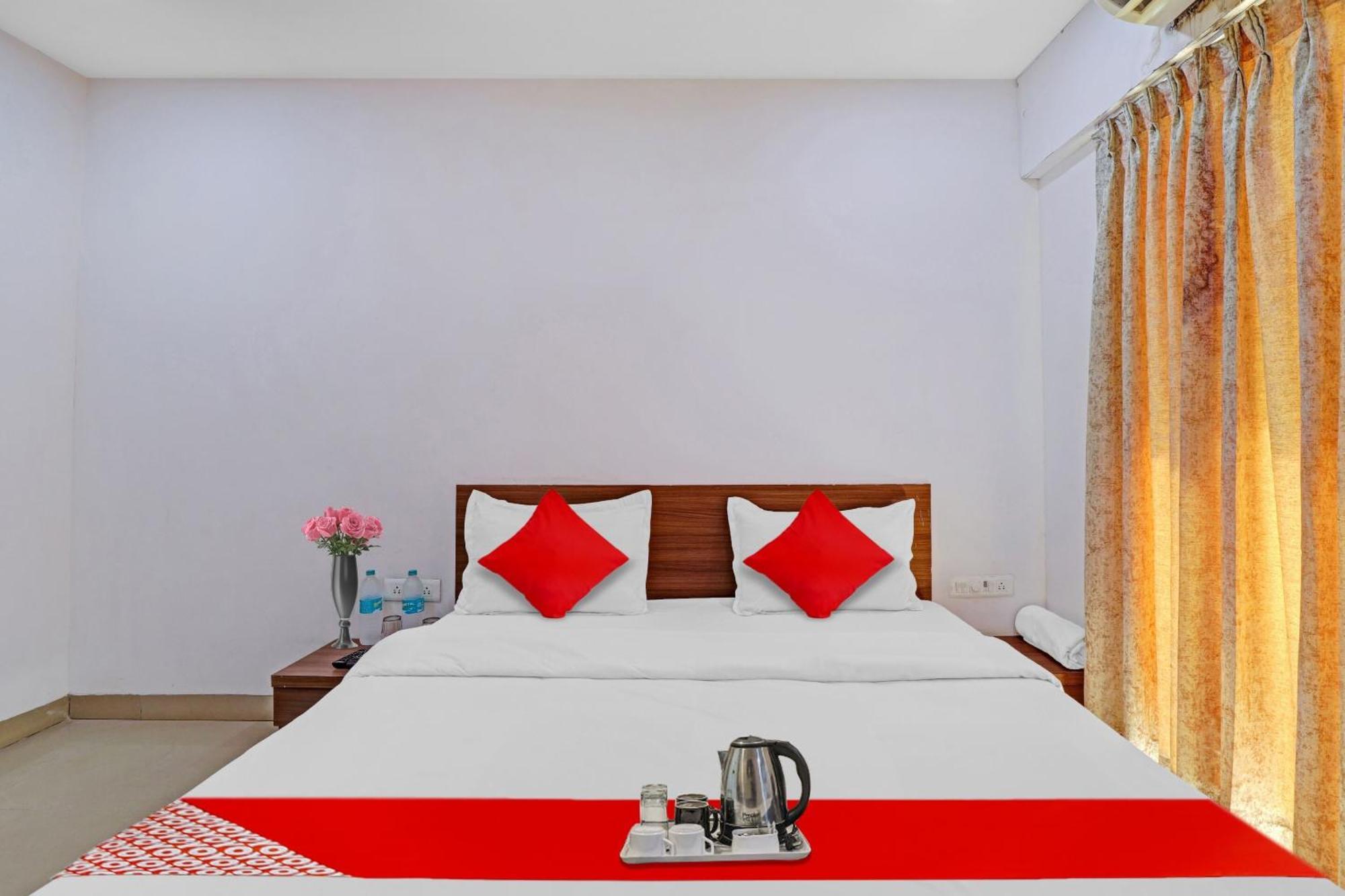 Oyo Flagship Hotel Residency Silvassa Exteriér fotografie